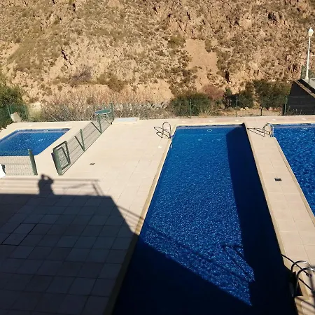 Exquisite Modern 2-bed House In El Pinar De