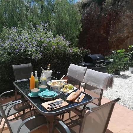 Exquisite Modern 2-bed House In El Pinar De Holiday home