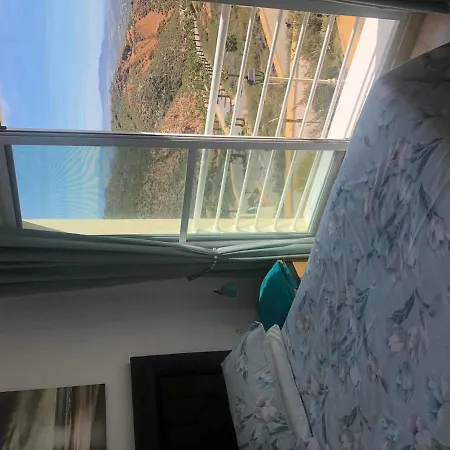 Exquisite Modern 2-bed House In El Pinar De